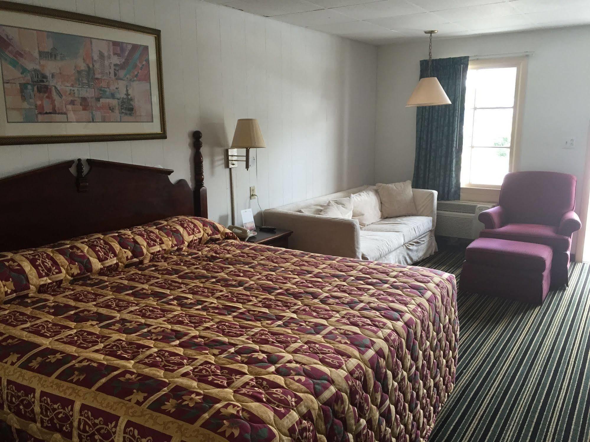 Scottish Inn And Suites Perry Exteriör bild