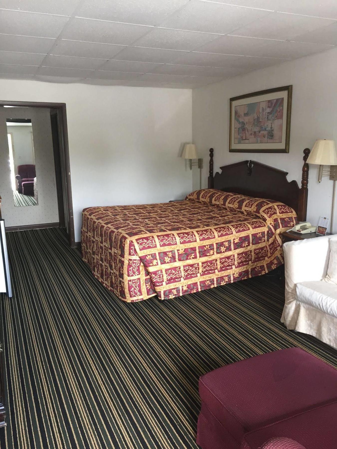 Scottish Inn And Suites Perry Exteriör bild